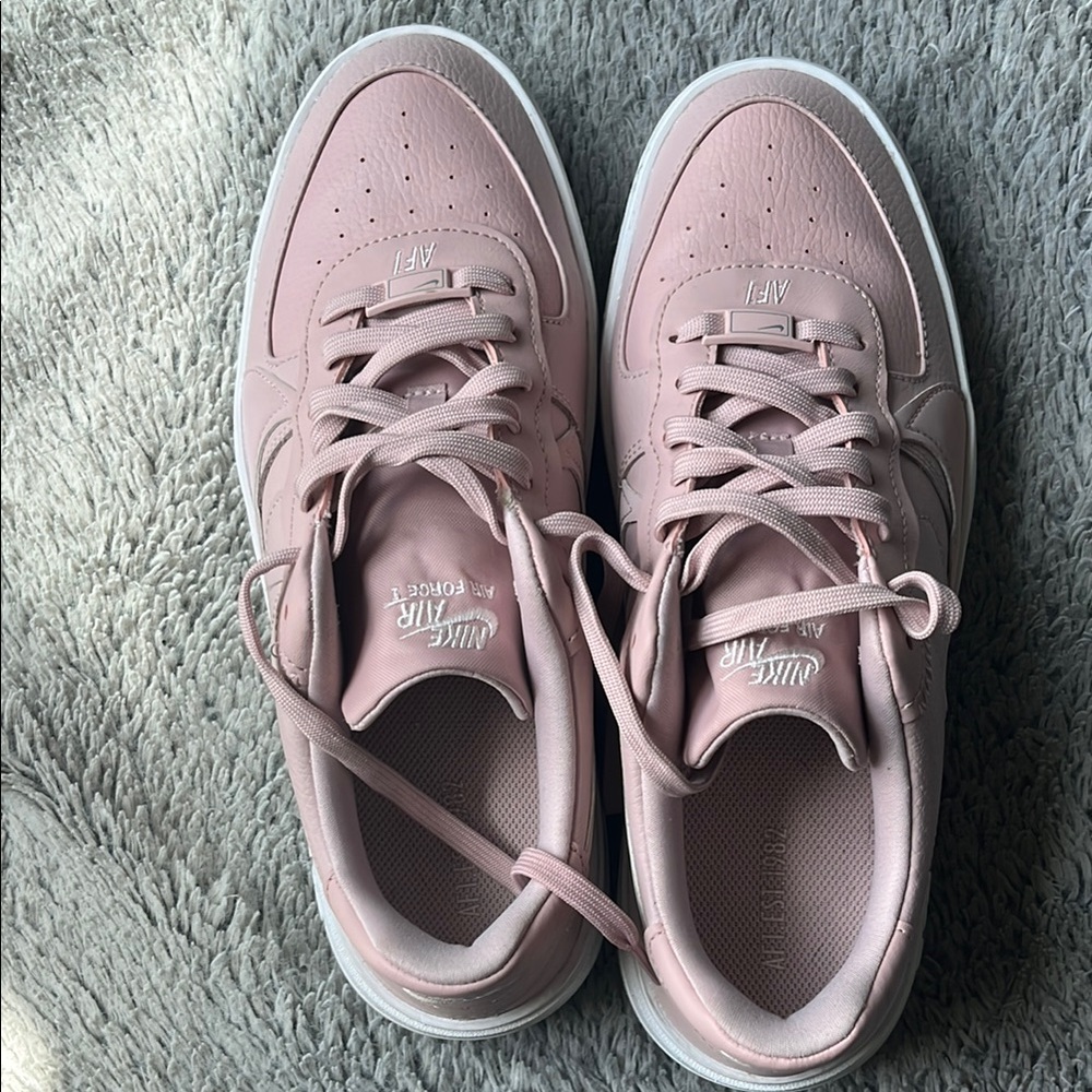 Nike Pink Air Force 1 leather Sneakers Low-Top Casual